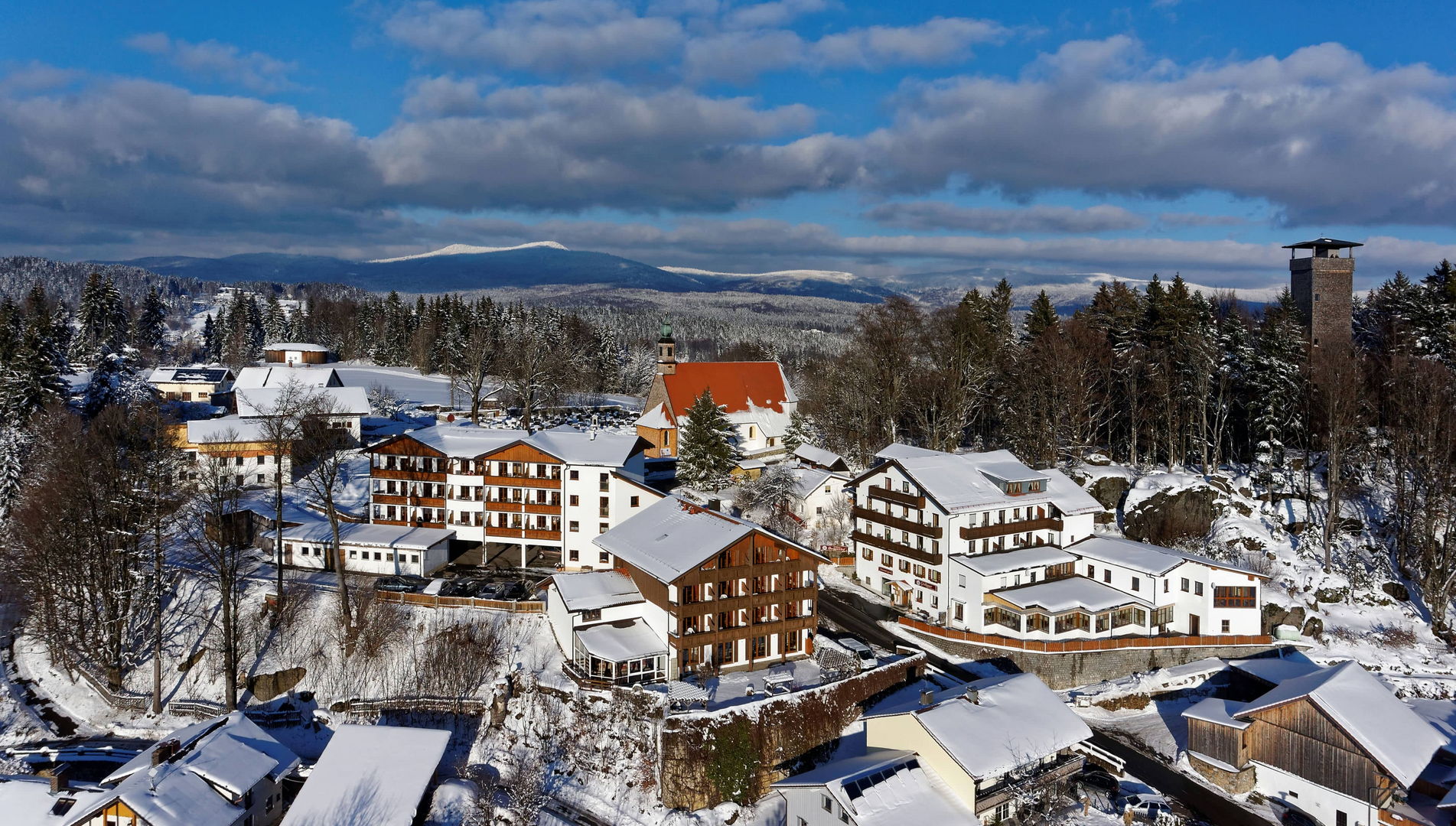 Panoramahotel im Winter